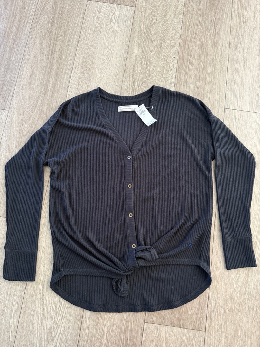 Abercrombie & Fitch Black Ribbed Button-Front Long Sleeve Top Large NWT